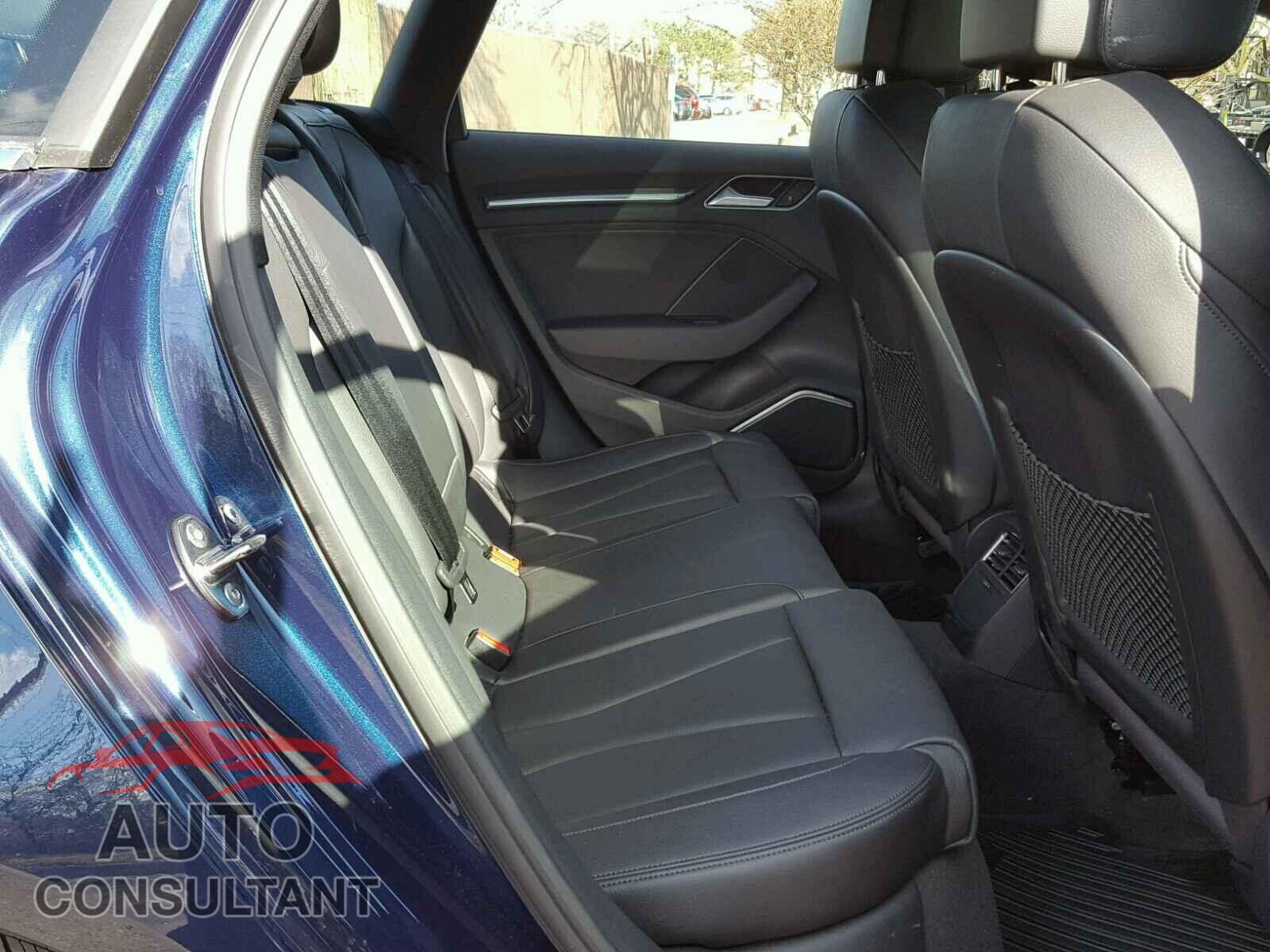 AUDI A3 2017 - WAUTPBFF4HA106521