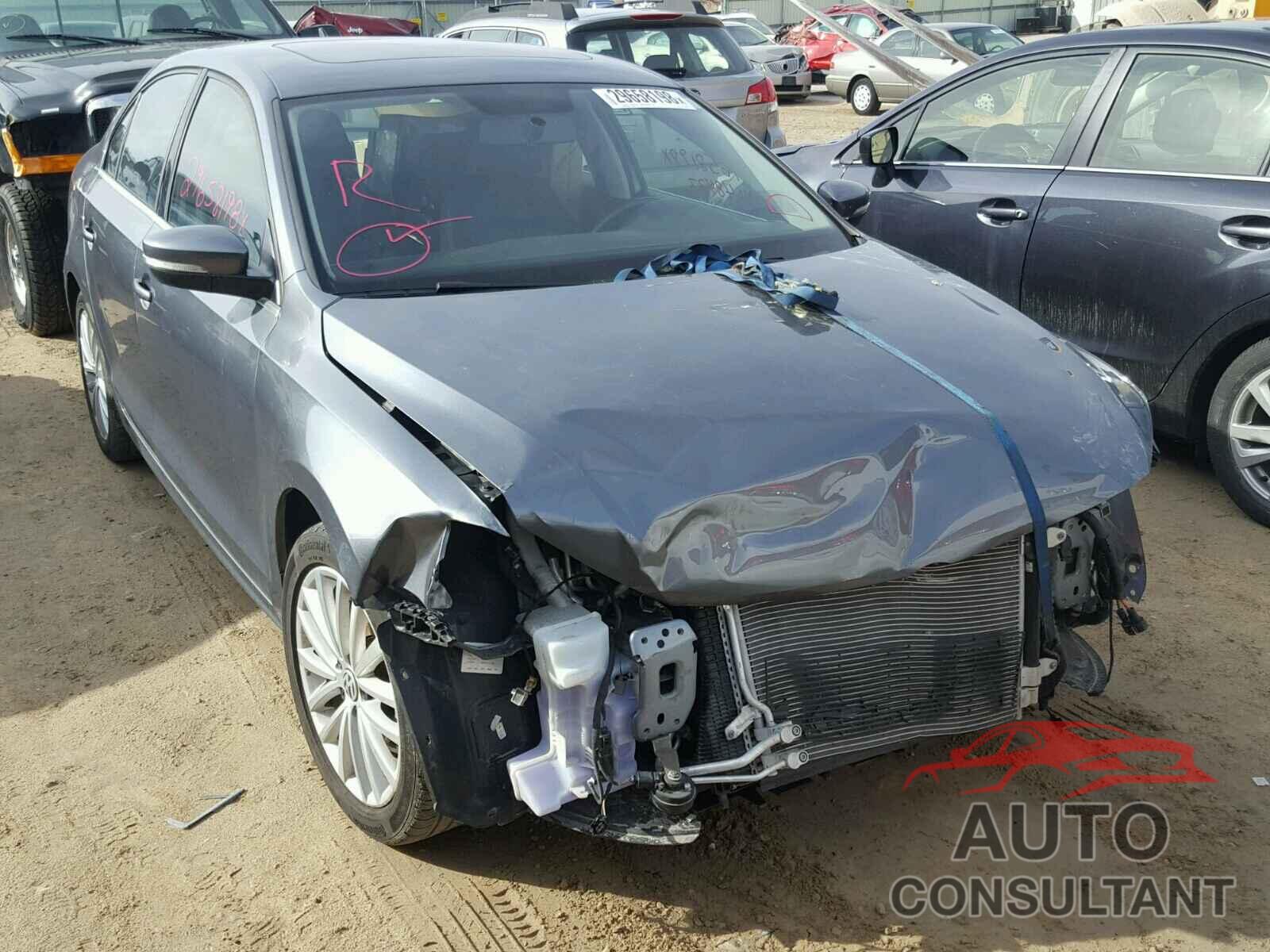 VOLKSWAGEN JETTA 2015 - 3VWD17AJ5FM250674