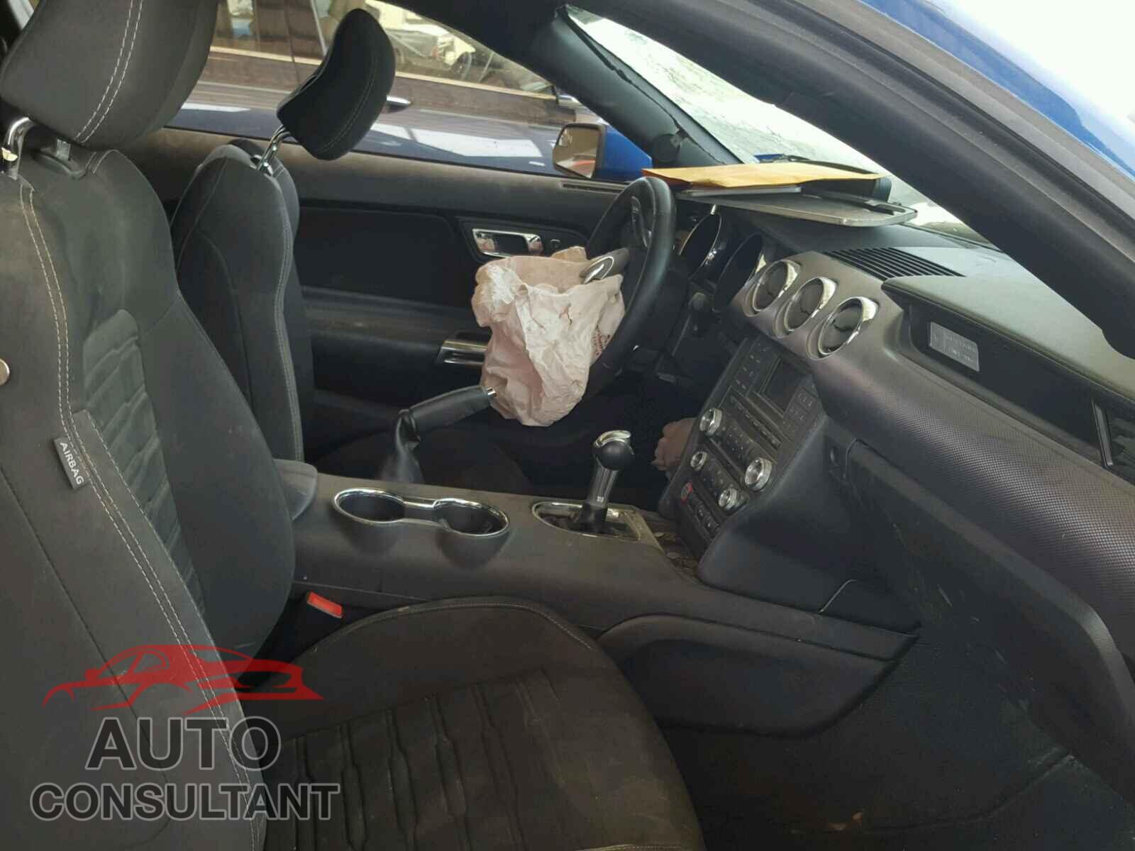 FORD MUSTANG 2017 - 5NPDH4AE5GH741933
