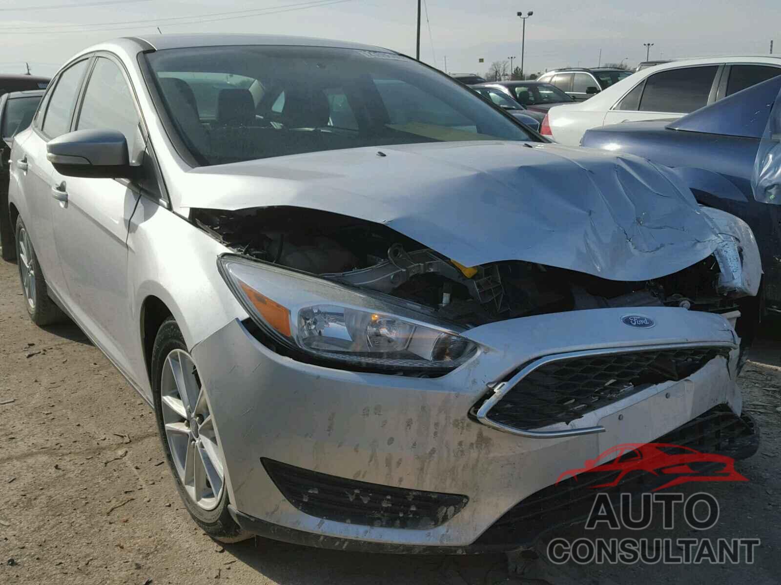 FORD FOCUS 2015 - 1FADP3F29FL243696
