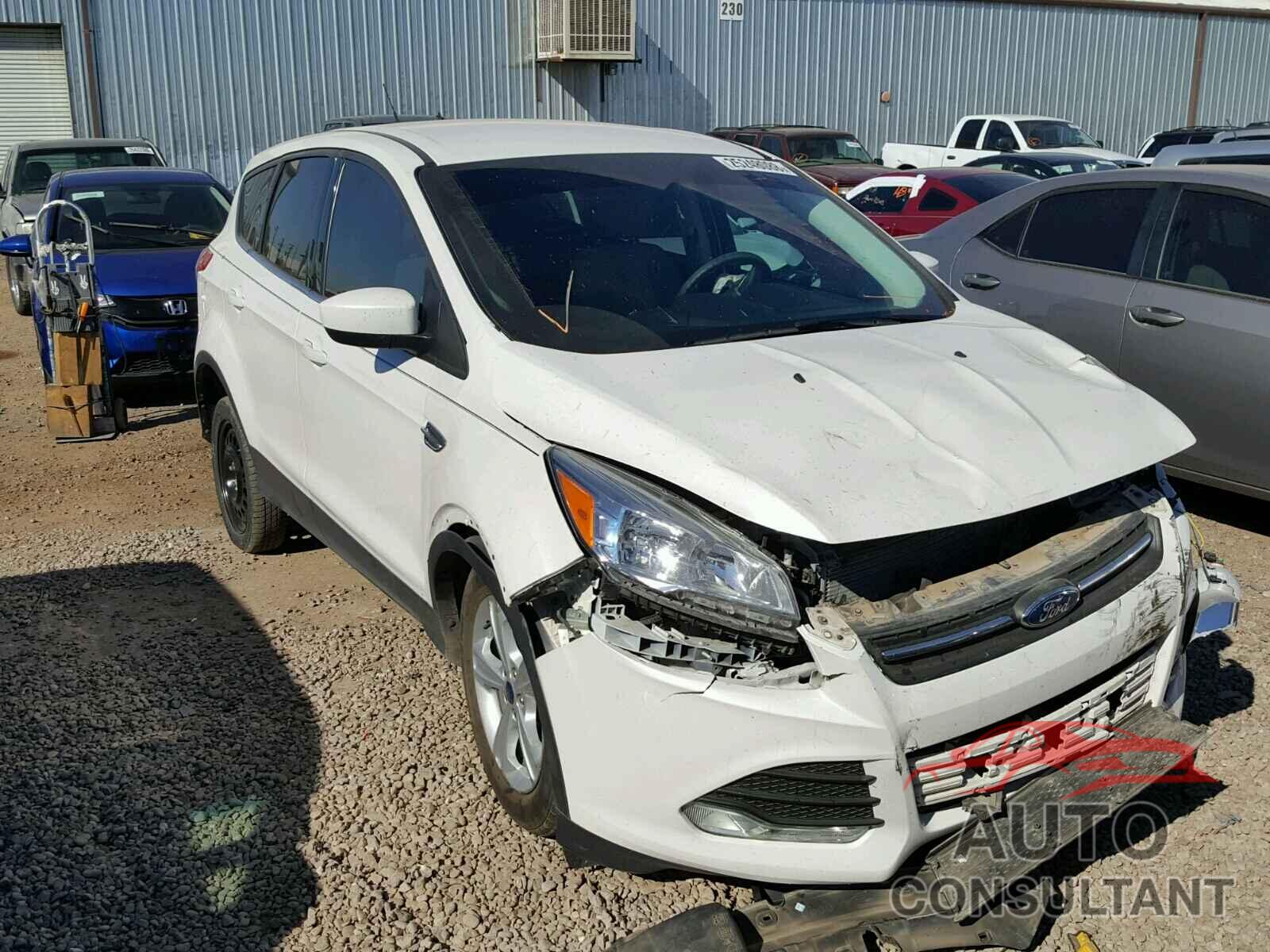 FORD ESCAPE 2015 - 1FMCU0GXXFUC26791