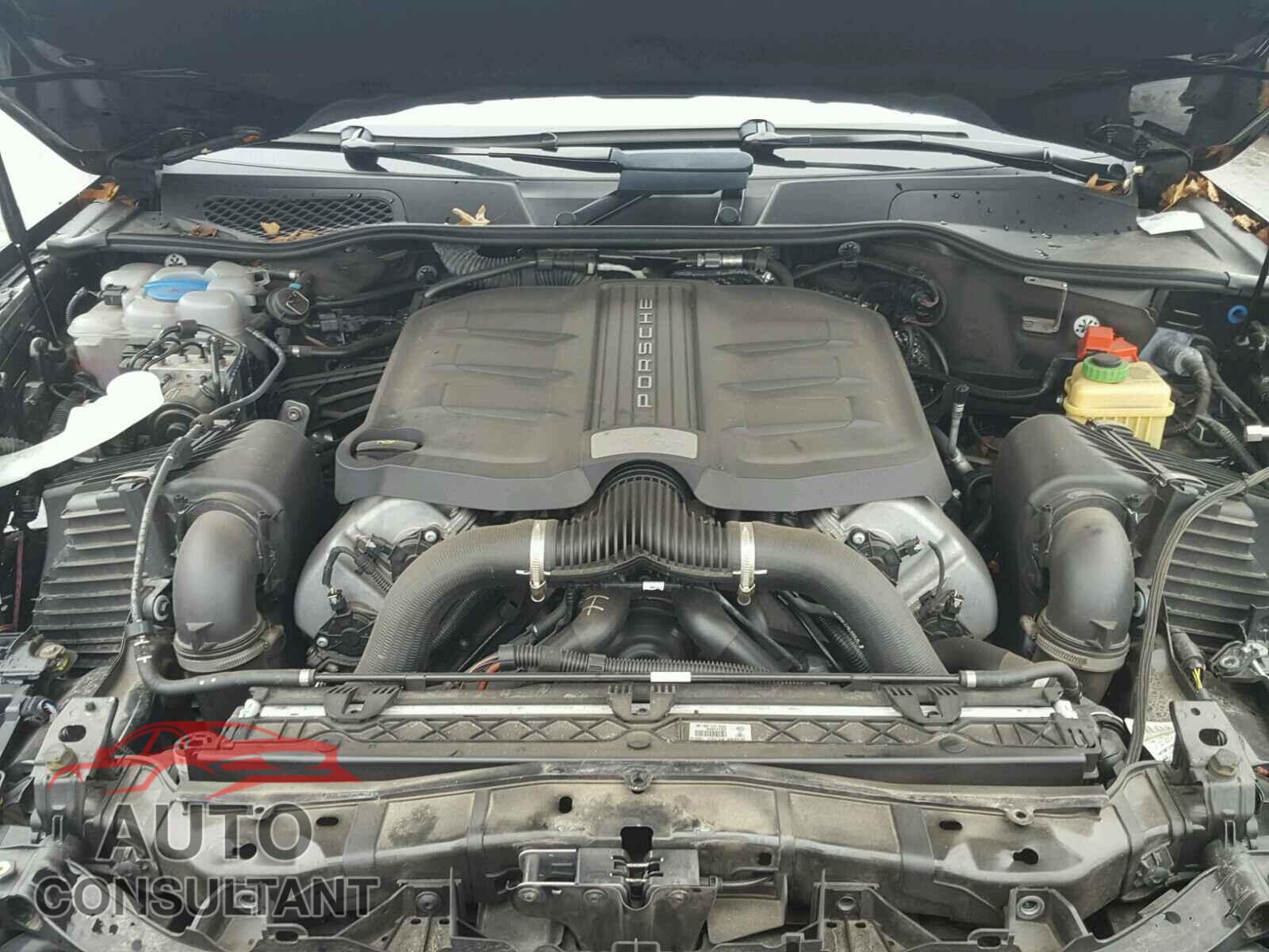 PORSCHE CAYENNE 2015 - WP1AB2A29FLA61296