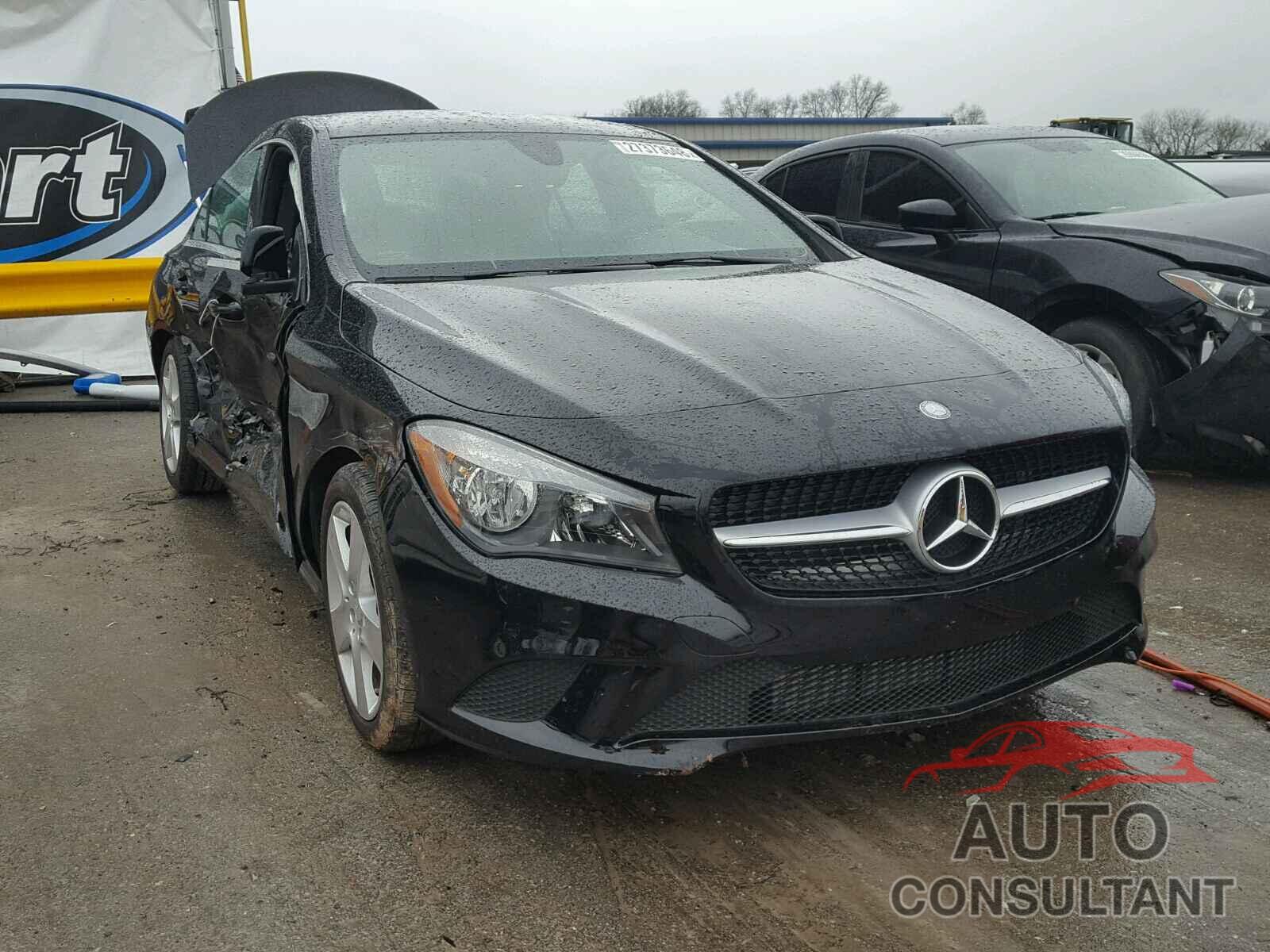 MERCEDES-BENZ CLA 250 2015 - WDDSJ4EB7FN170817