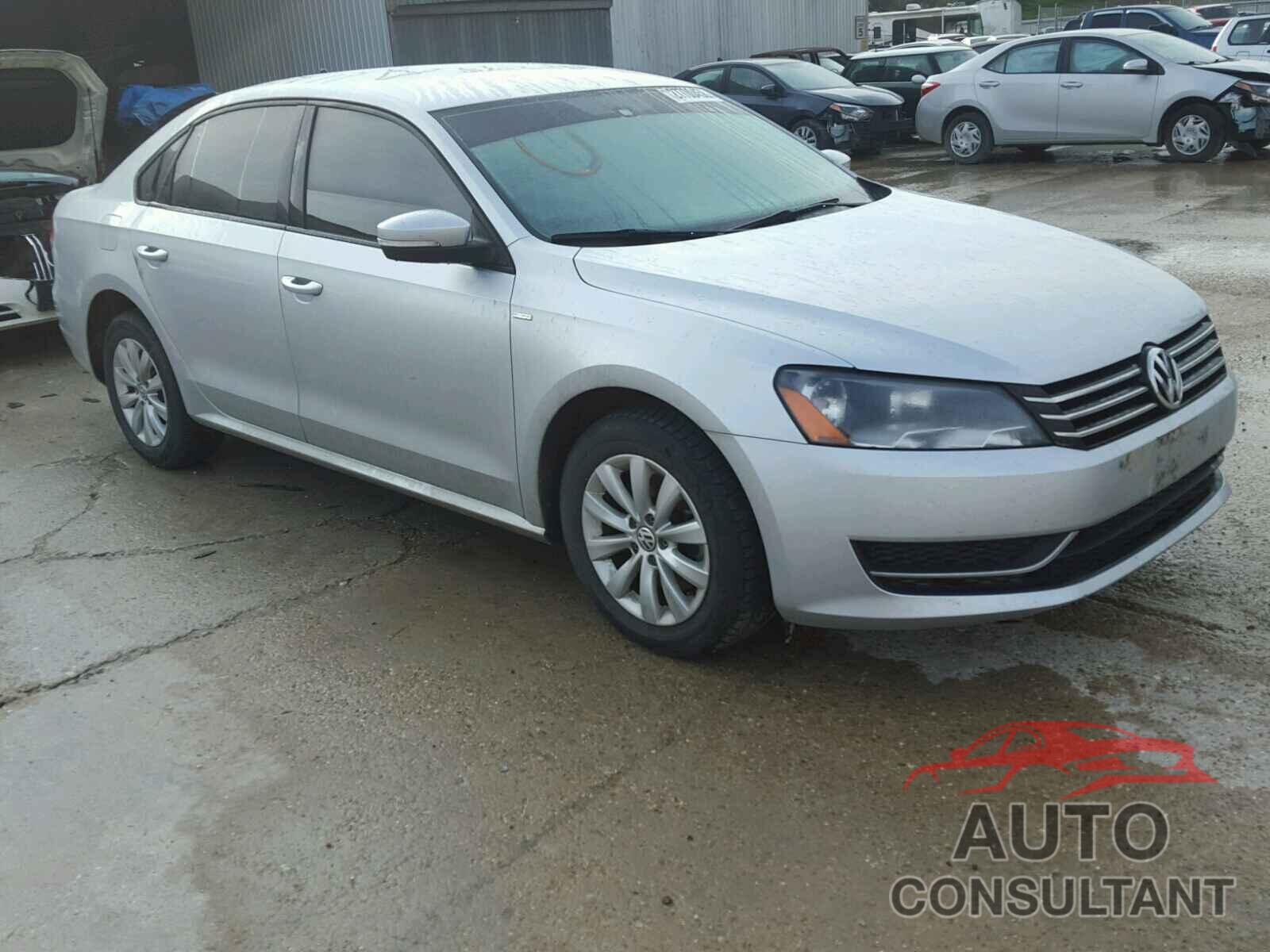VOLKSWAGEN PASSAT 2015 - 1VWAT7A31FC054327