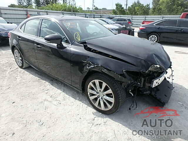LEXUS IS250 2015 - JTHBF1D28F5068887