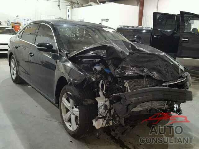 VOLKSWAGEN PASSAT 2015 - 1VWAS7A30FC089590