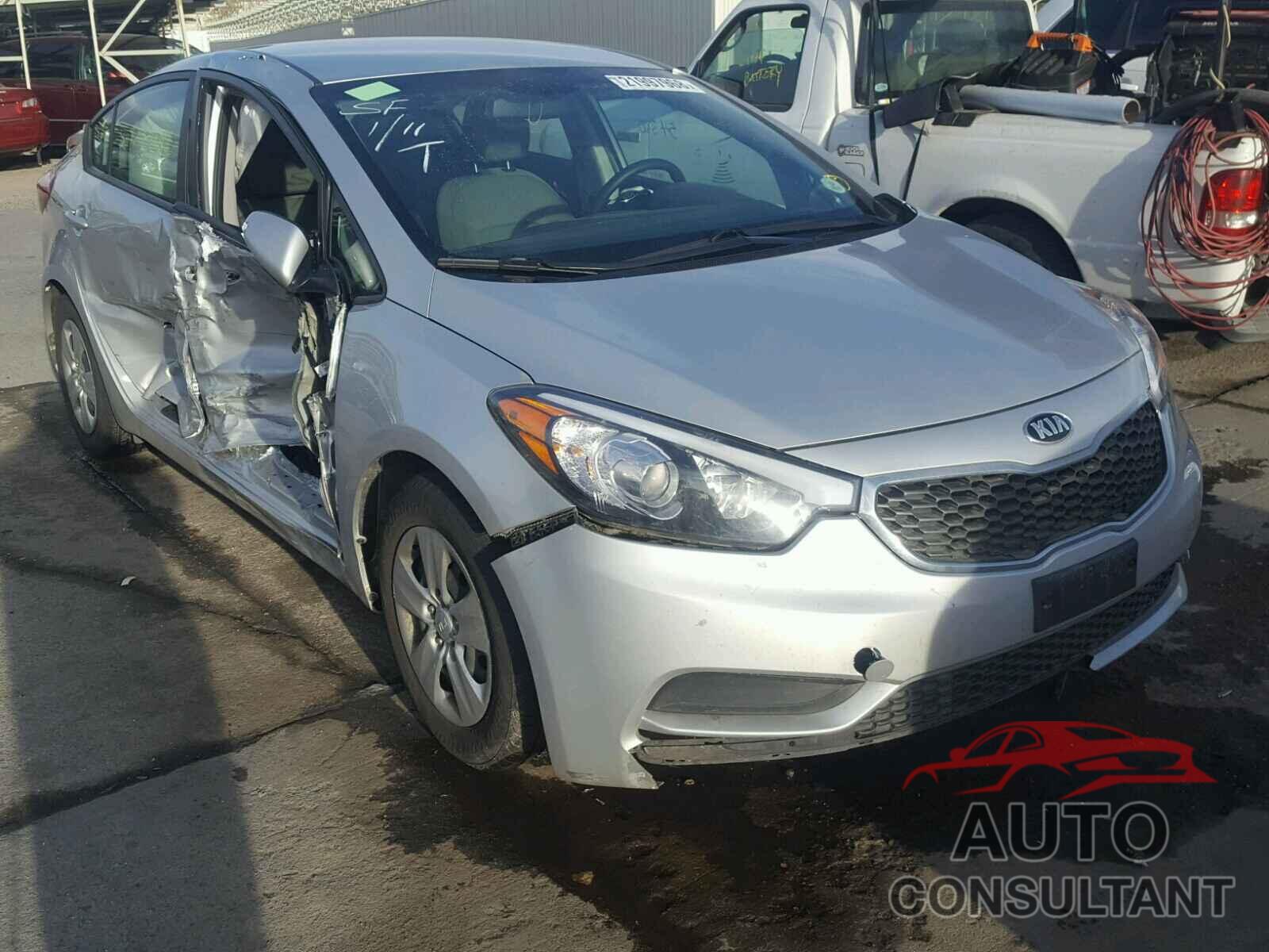 KIA FORTE 2016 - KNAFK4A6XG5562951