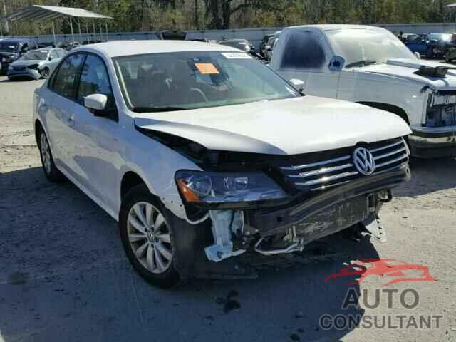 VOLKSWAGEN PASSAT 2015 - 1VWAT7A32FC030943