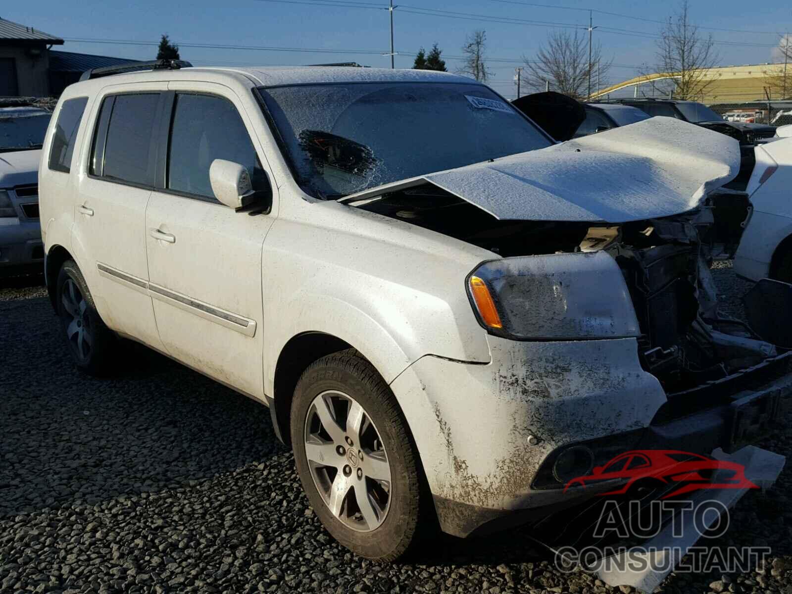 HONDA PILOT 2015 - 5FNYF4H93FB013122