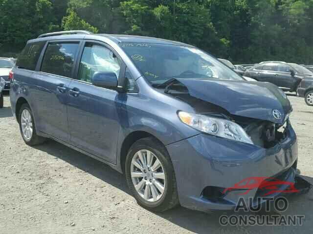 TOYOTA SIENNA 2015 - 5TDJK3DC4FS106333