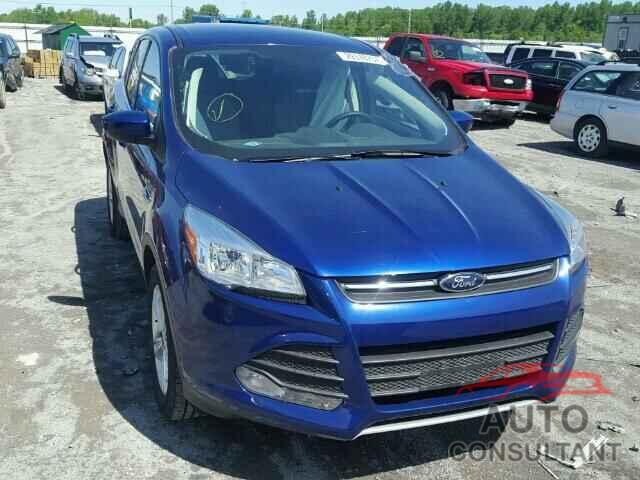 FORD ESCAPE 2015 - 1FMCU0GX1FUC12438