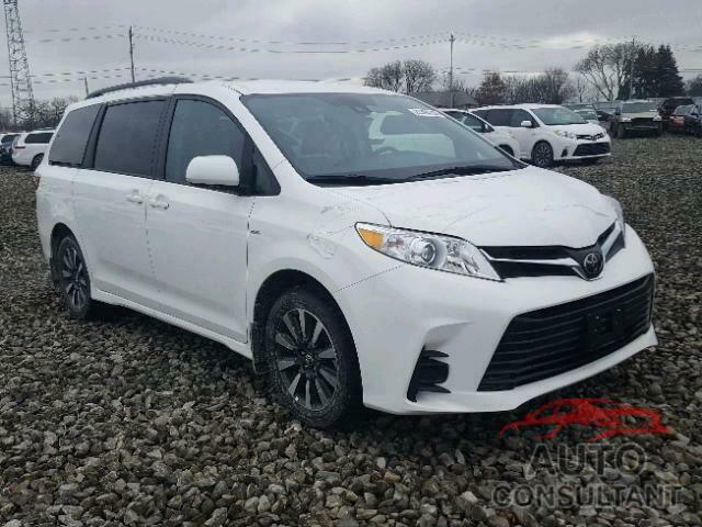 TOYOTA SIENNA 2018 - 5TDJZ3DC9JS191982