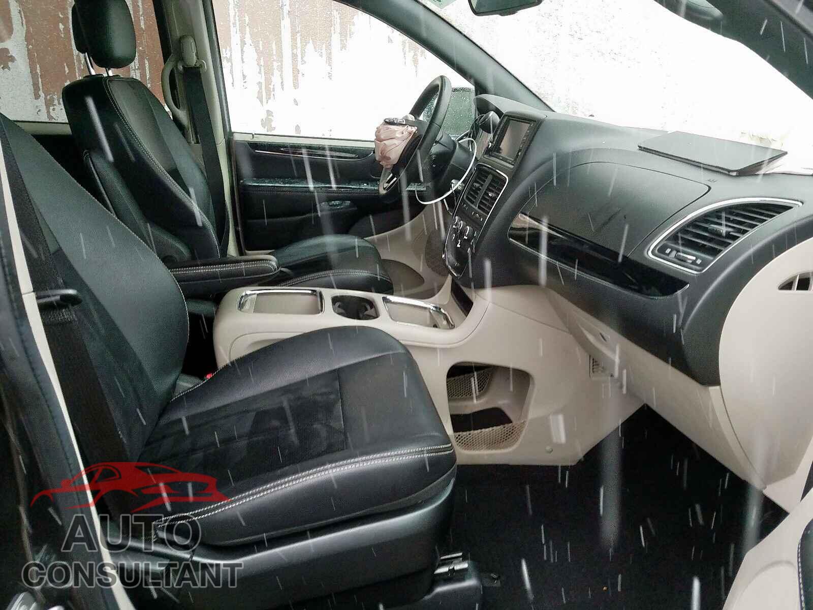 DODGE CARAVAN 2018 - 3FADP4GX2GM186094