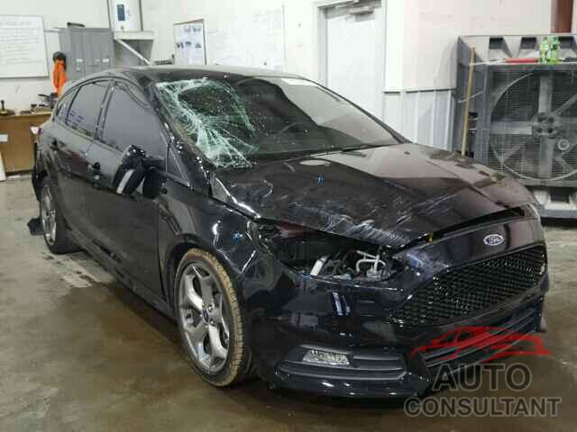 FORD FOCUS 2016 - 1FADP3L99GL212354