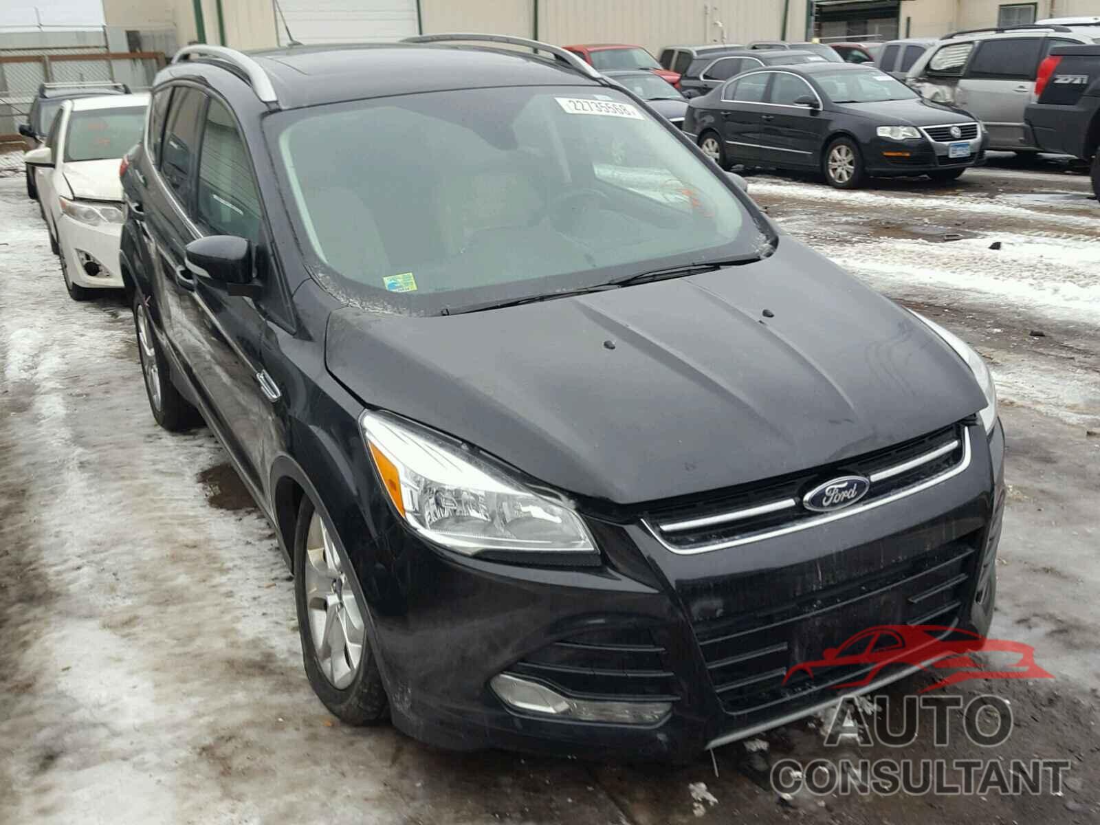 FORD ESCAPE 2015 - 1FMCU9J96FUC43246