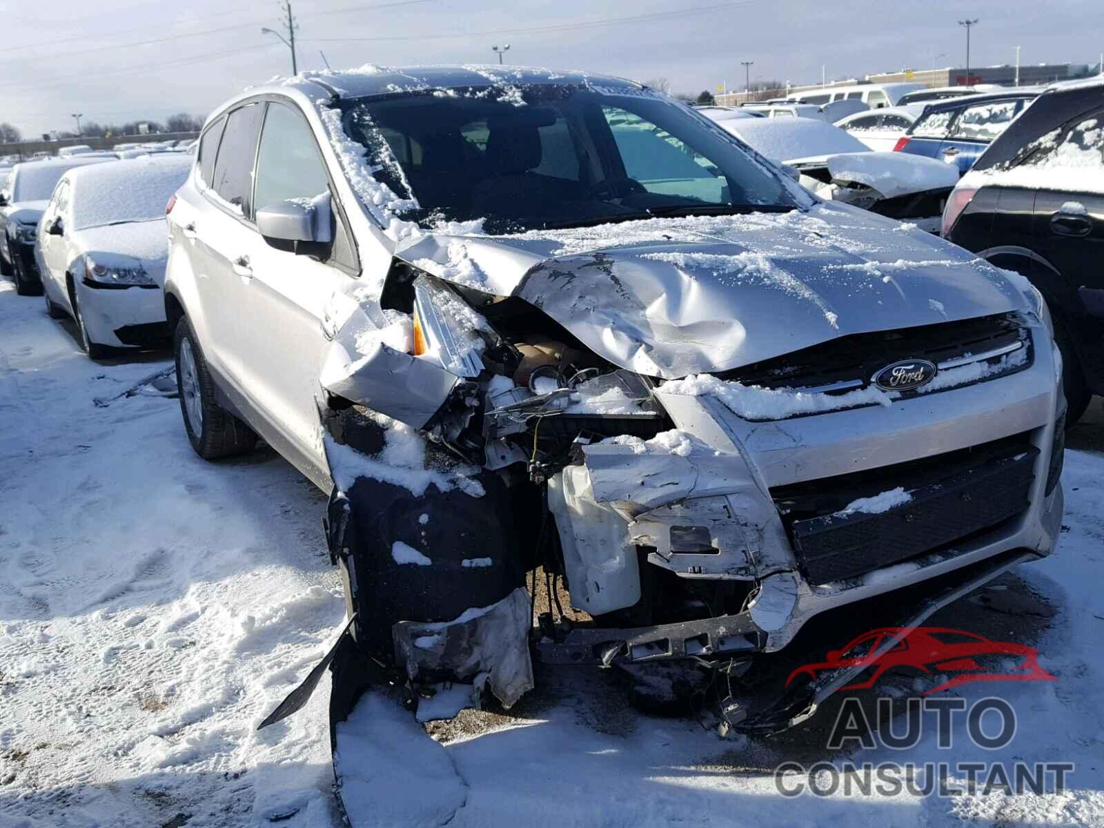 FORD ESCAPE 2015 - 1FMCU9GX1FUB16992