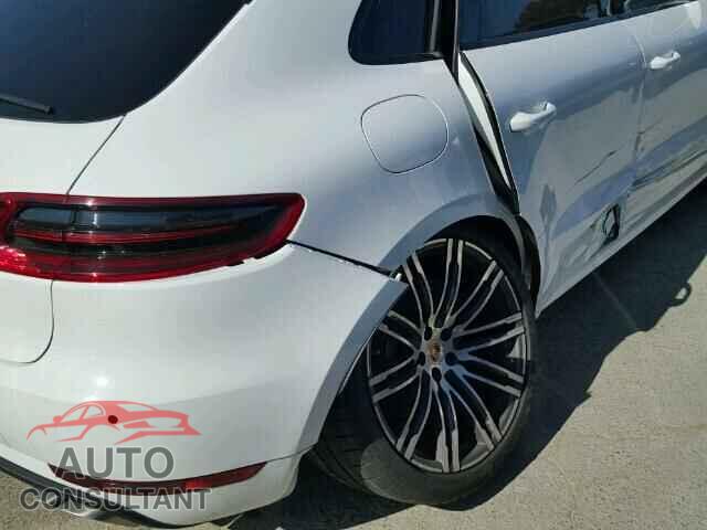 PORSCHE MACAN 2015 - WP1AF2A50FLB90994