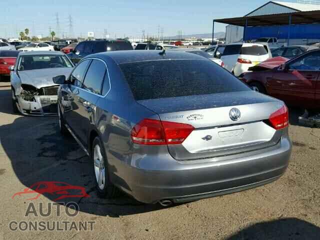 VOLKSWAGEN PASSAT 2015 - 1VWAT7A37FC120959