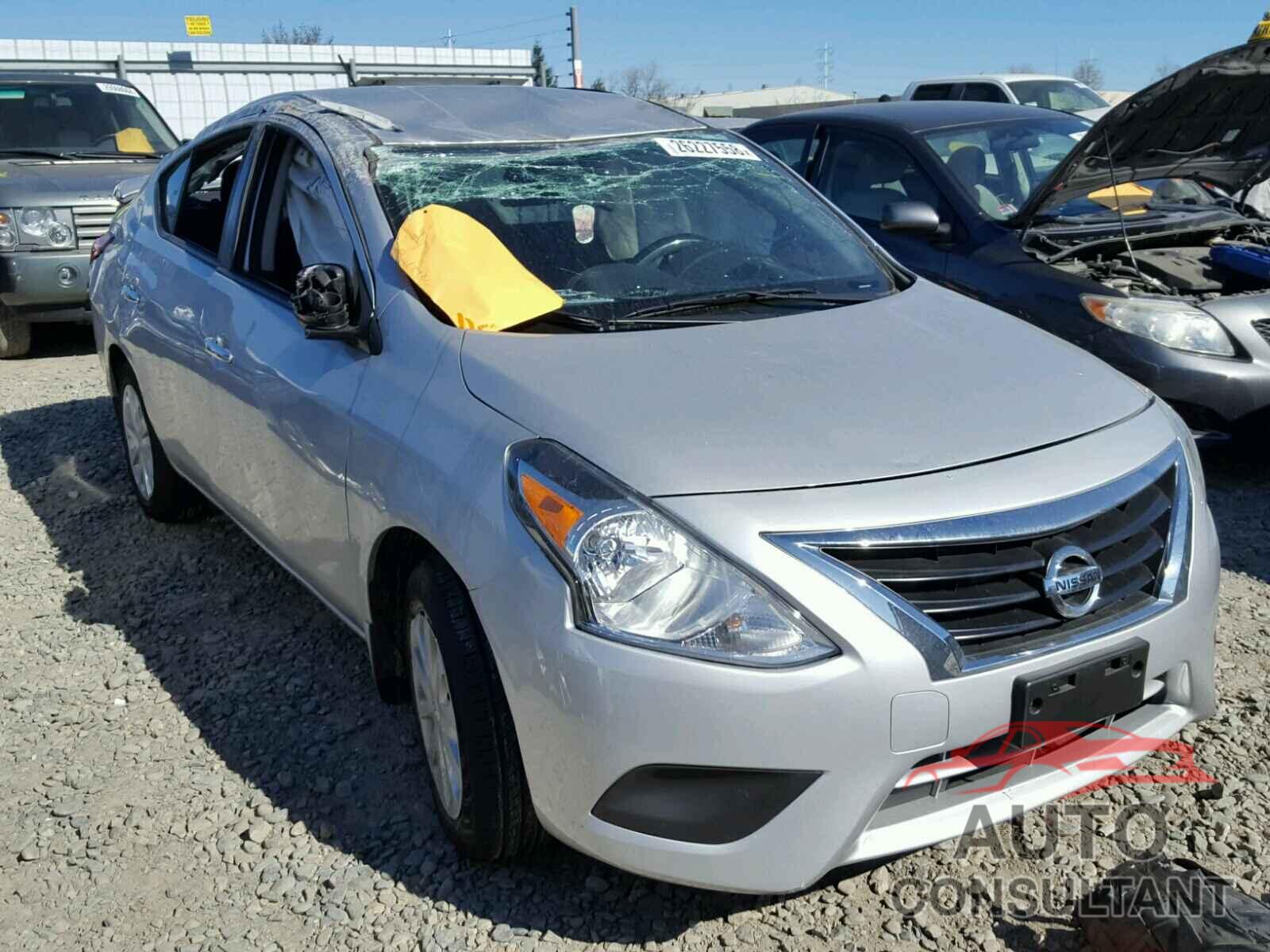 NISSAN VERSA 2017 - 3N1CN7APXHL821868