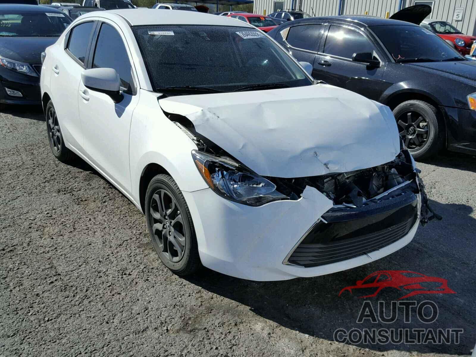 TOYOTA YARIS 2017 - 3MYDLBYV6HY150055