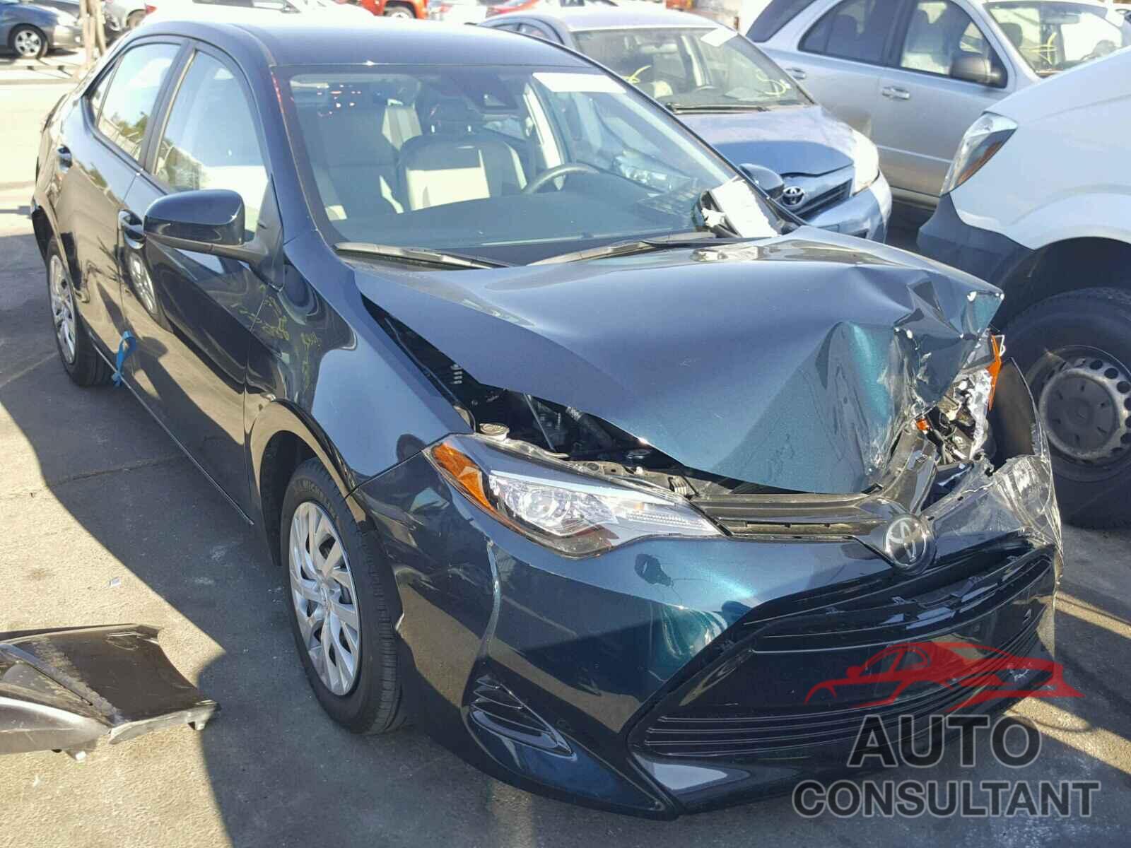 TOYOTA COROLLA 2017 - 5YFBURHE8HP696285