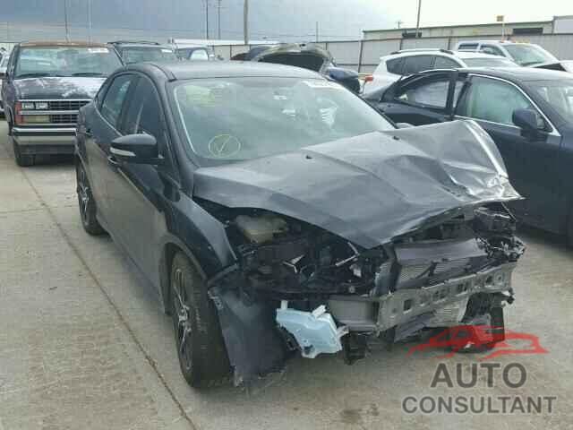 FORD FOCUS 2015 - 1FADP3F25FL340832