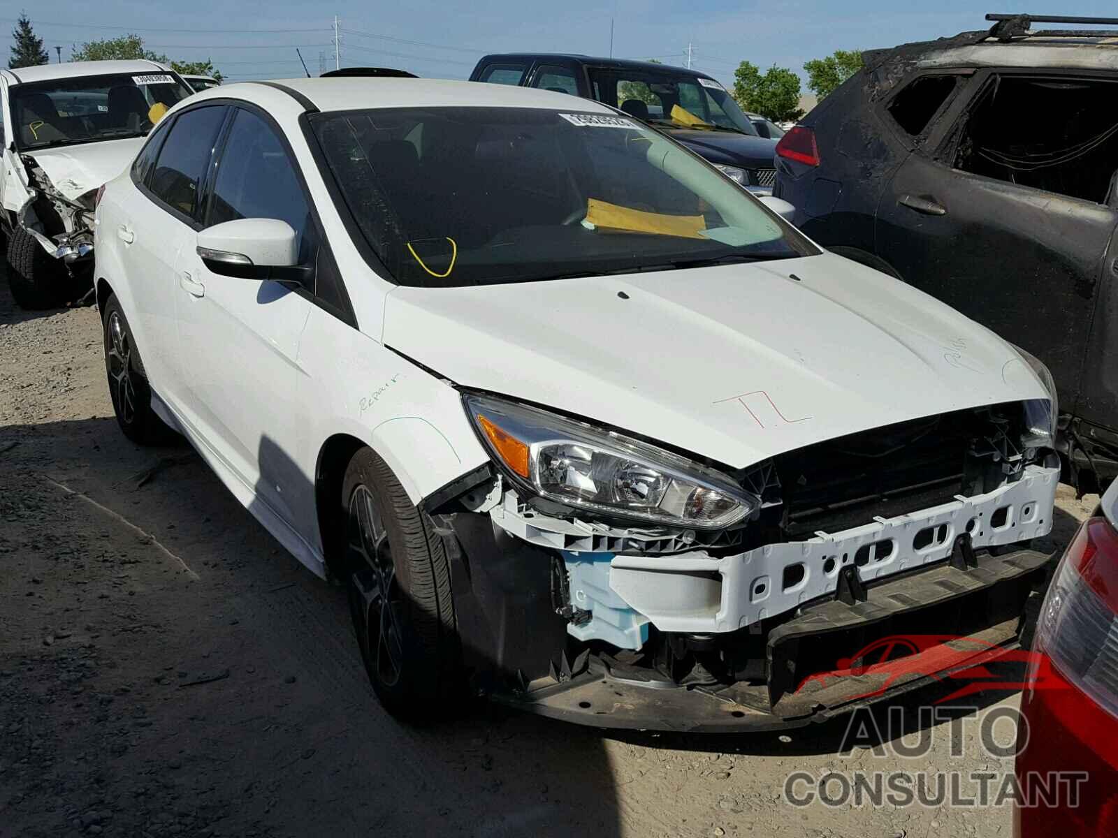 FORD FOCUS 2016 - 1FADP3F28GL372854