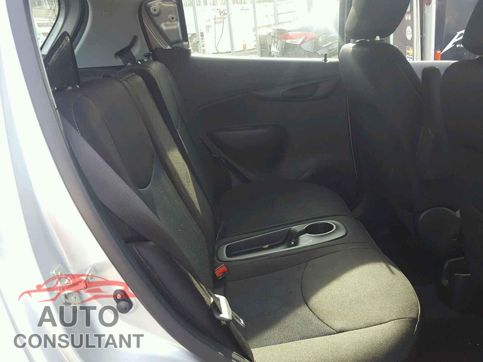 CHEVROLET SPARK 2017 - KL8CD6SA6HC819401