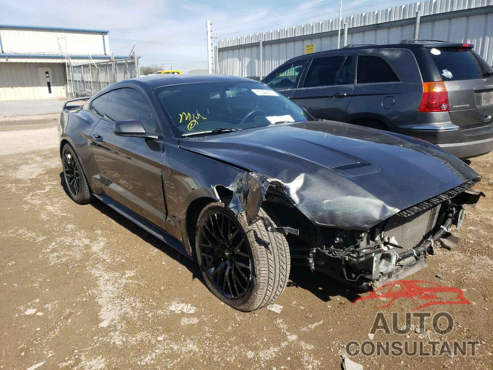 FORD MUSTANG 2019 - 1FA6P8CFXK5125393