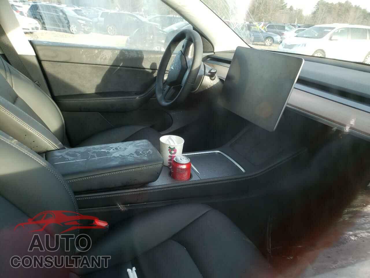 TESLA MODEL Y 2022 - 7SAYGDEE7NF310460