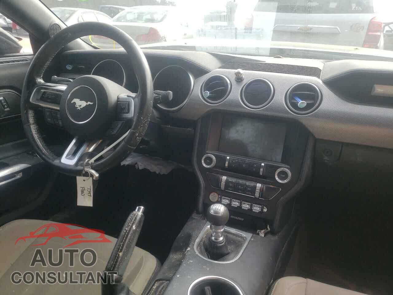 FORD MUSTANG 2018 - 1FA6P8CF0J5100596