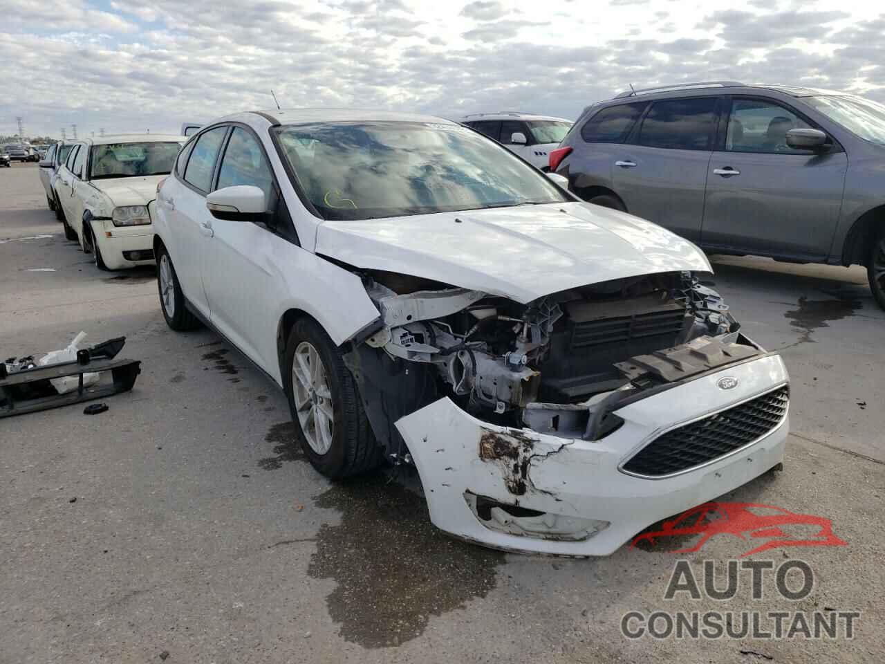 FORD FOCUS 2017 - 1FADP3K27HL285969