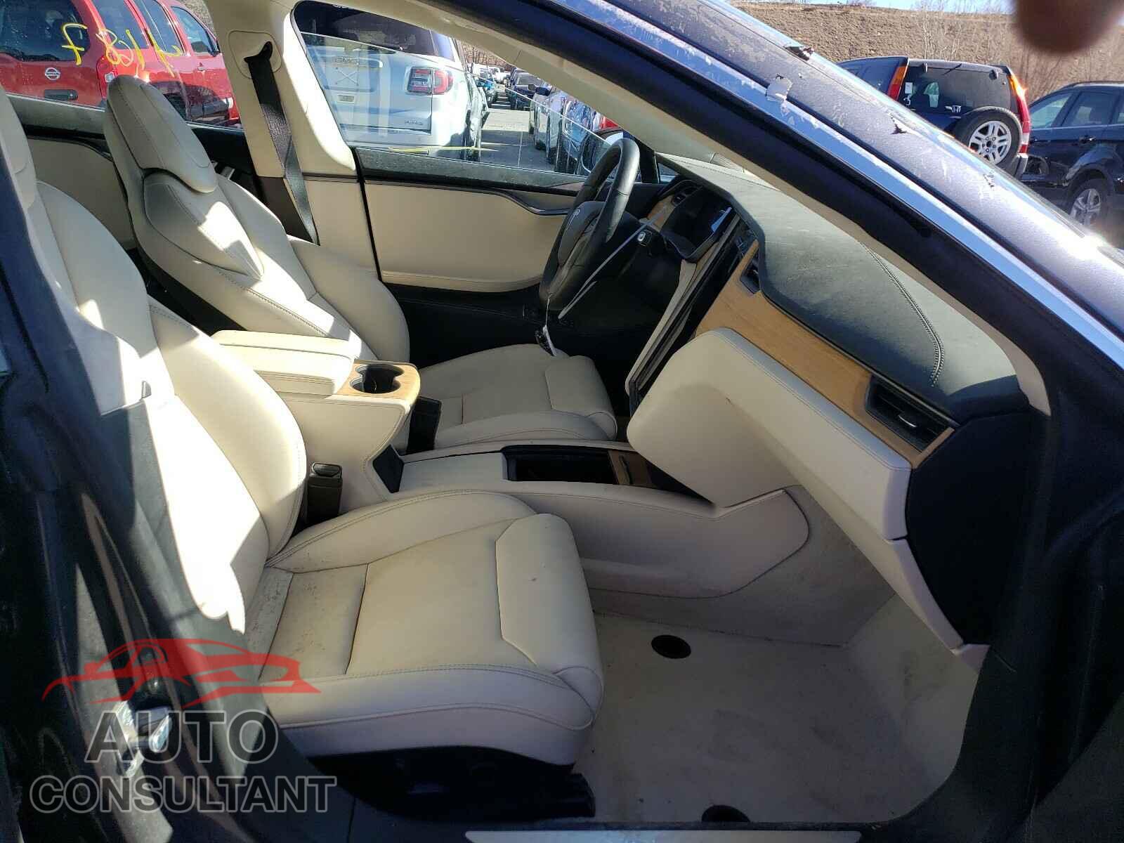 TESLA MODEL S 2018 - 5YJSA1E22JF259386