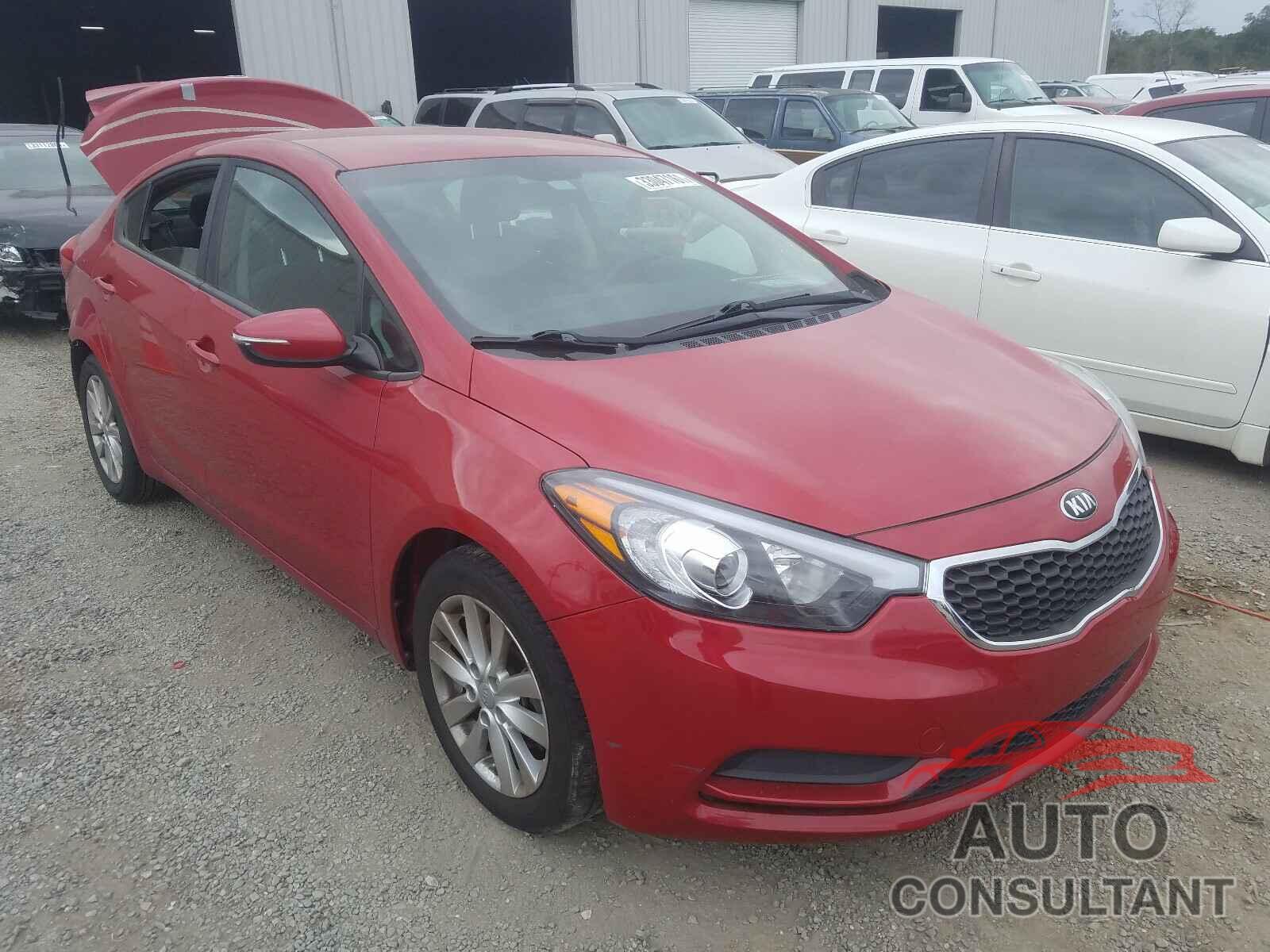 KIA FORTE 2016 - KNAFX4A65G5584373