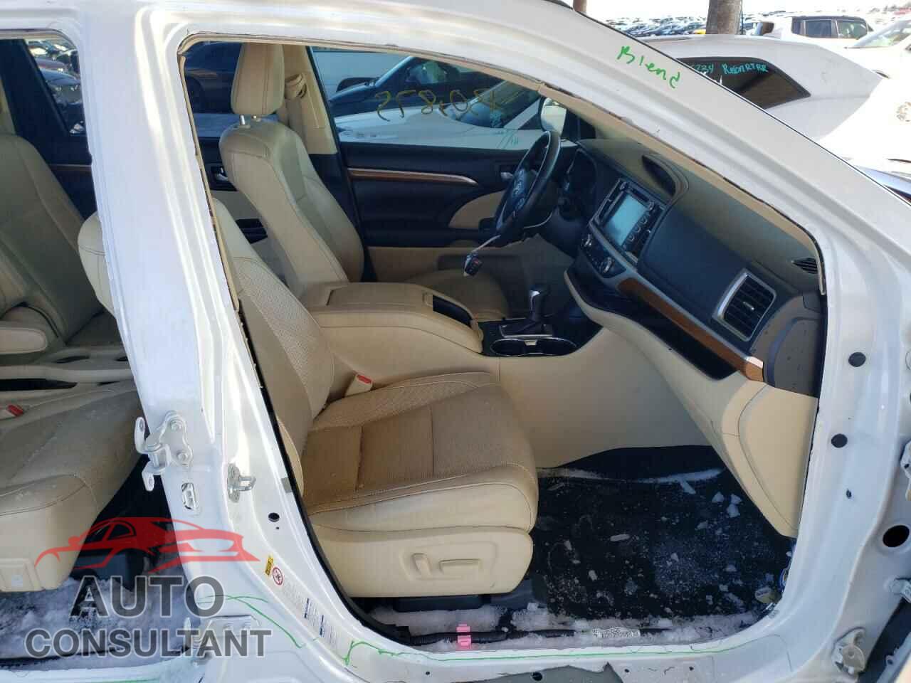 TOYOTA HIGHLANDER 2018 - 5TDDZRFH2JS830079