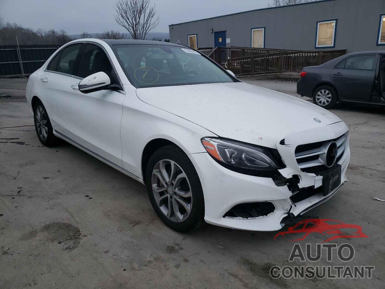 MERCEDES-BENZ C CLASS 2016 - 55SWF4KB7GU106485