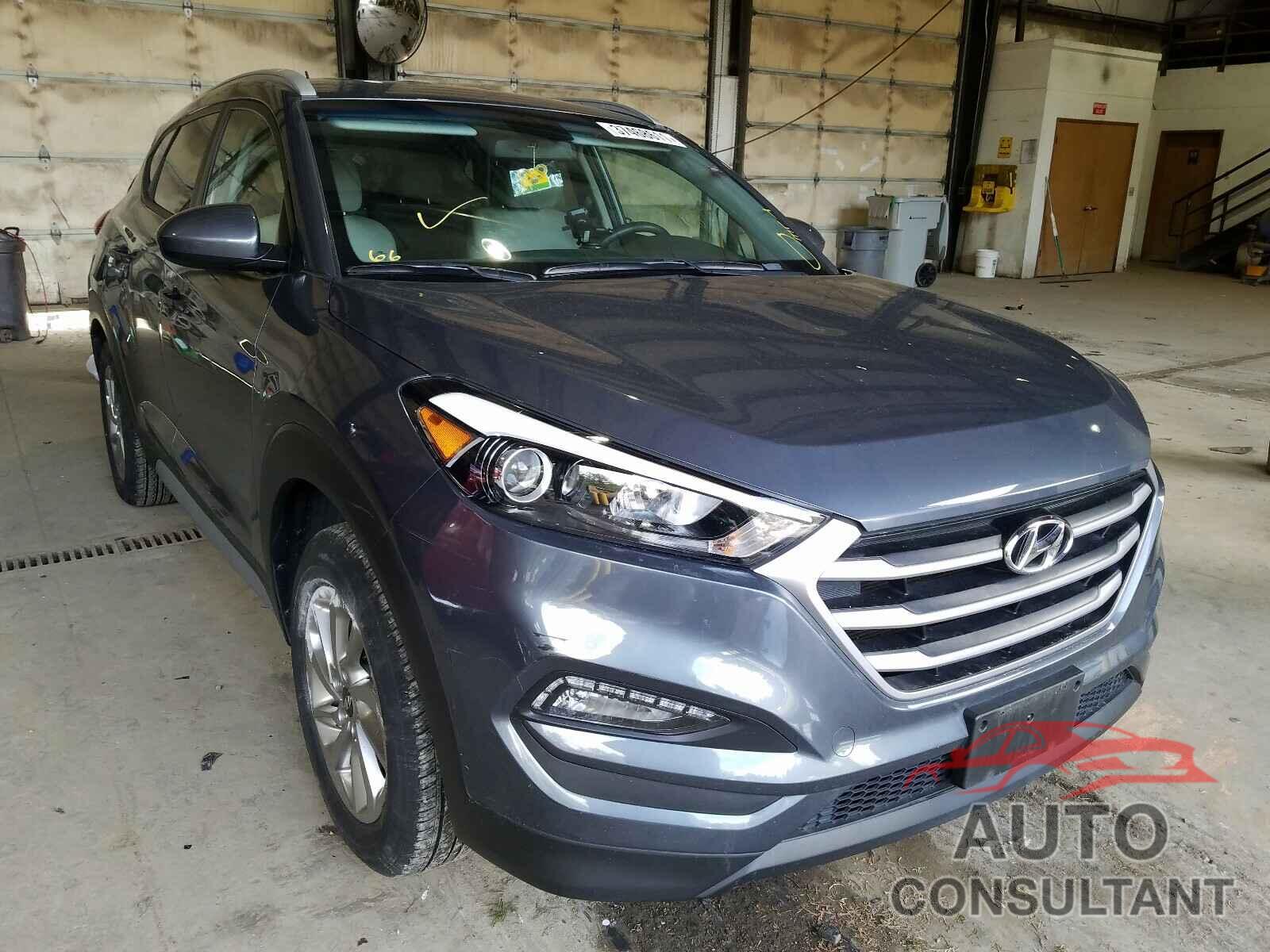 HYUNDAI TUCSON 2017 - KM8J3CA47HU412477