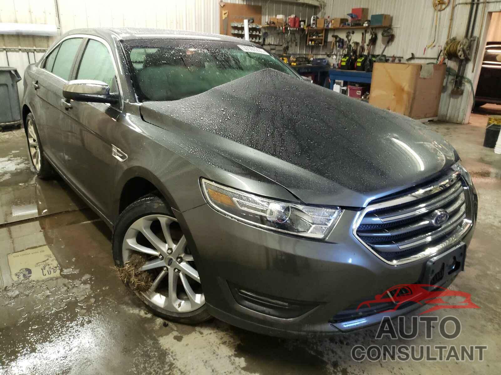 FORD TAURUS 2018 - 1FAHP2J88JG124238