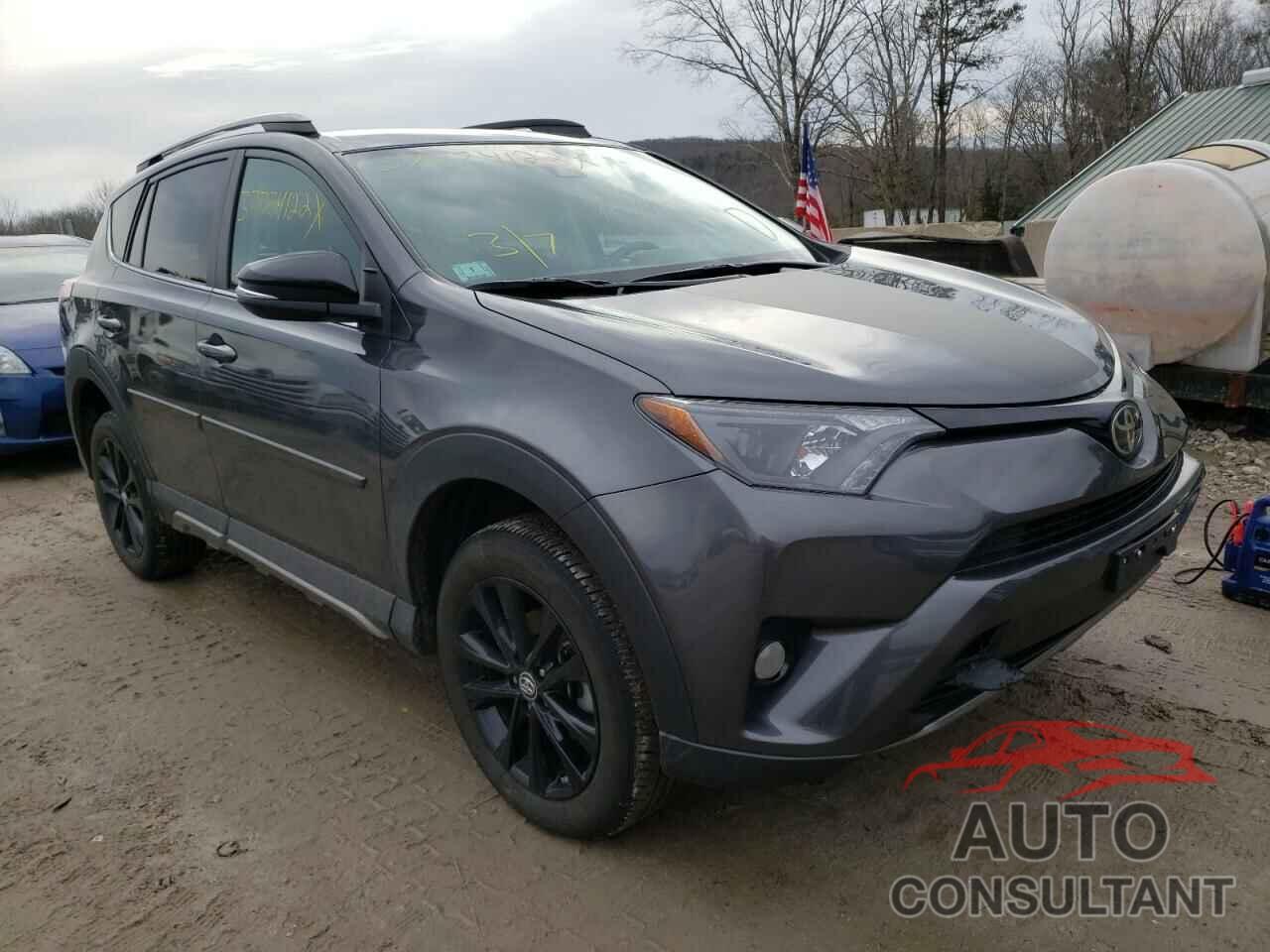 TOYOTA RAV4 2018 - 2T3RFREV4JW767250