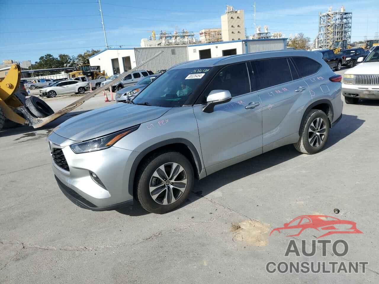 TOYOTA HIGHLANDER 2021 - 5TDGZRAH2MS516456