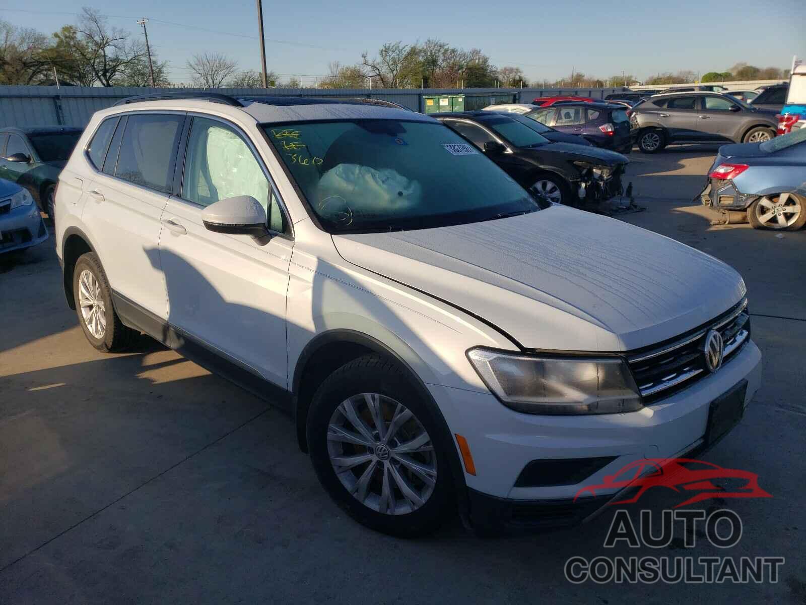 VOLKSWAGEN TIGUAN 2018 - 3VV2B7AX8JM148825