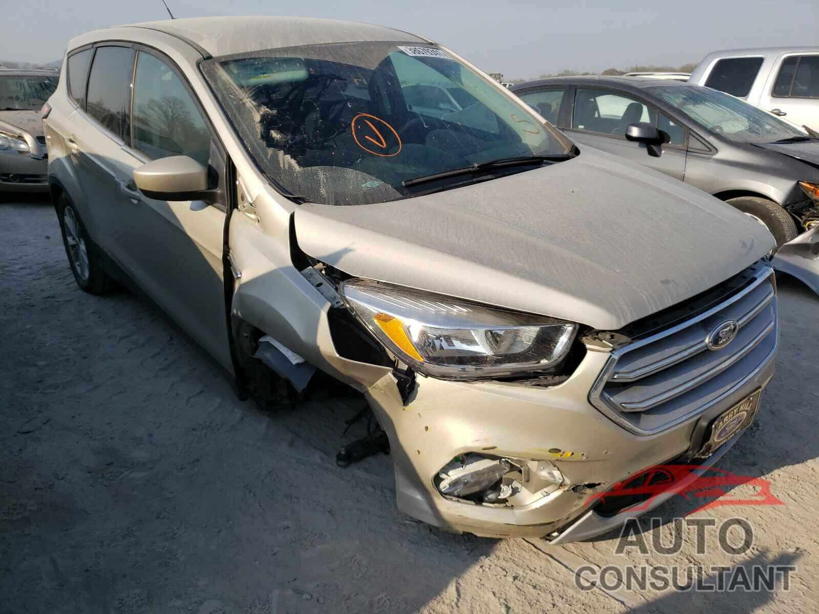 FORD ESCAPE 2017 - 1FMCU0G94HUB91184