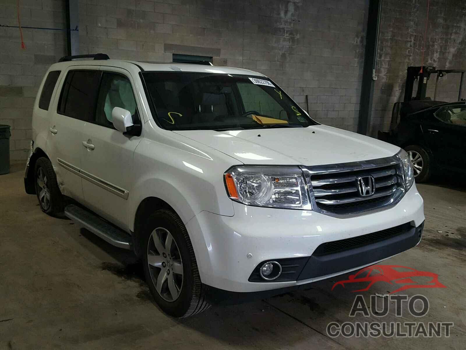 HONDA PILOT 2015 - 5FNYF4H95FB012540