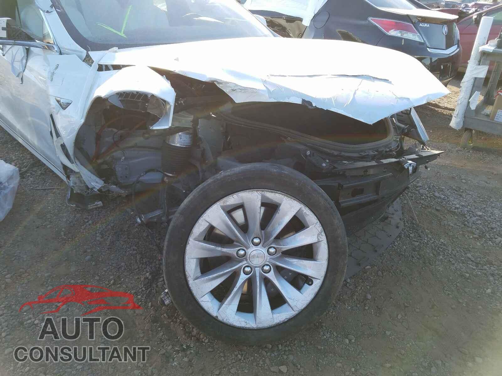 TESLA MODEL S 2018 - 5YJSA1E27JF262588