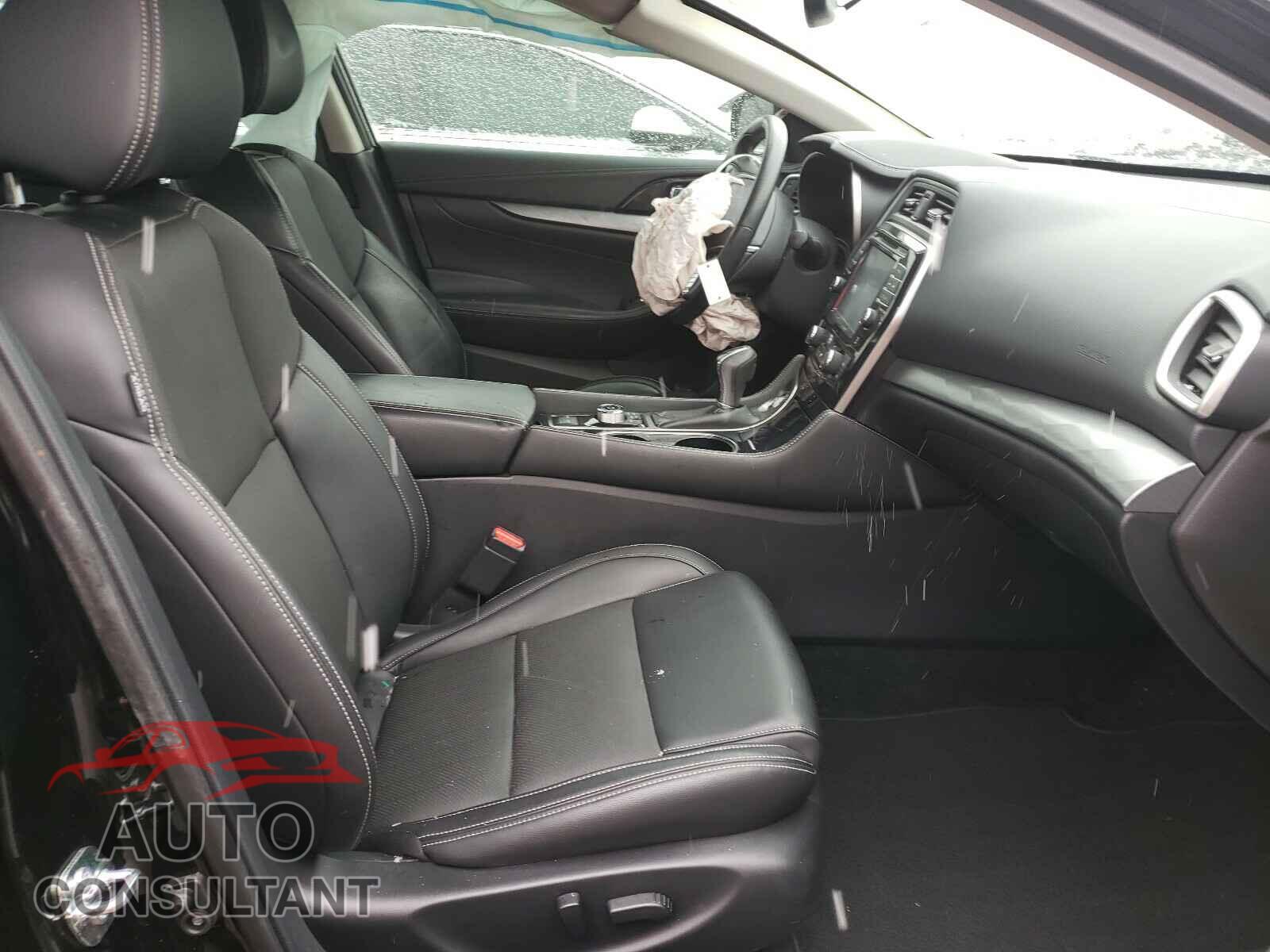 NISSAN MAXIMA 2017 - 1N4AA6AP1HC413061