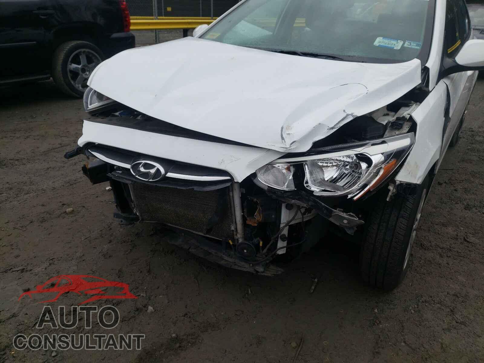 HYUNDAI ACCENT 2016 - KMHCT4AE6GU090436