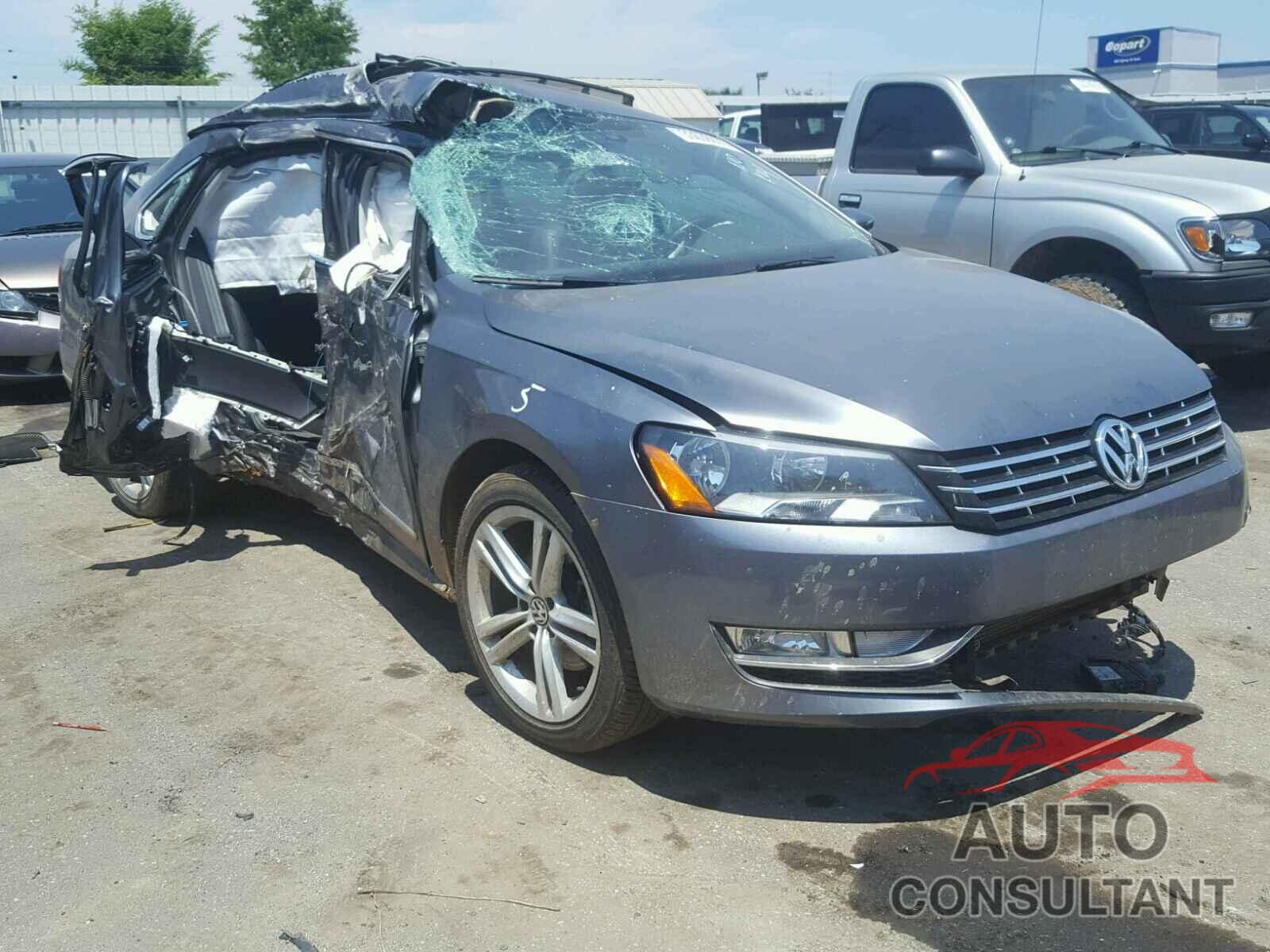 VOLKSWAGEN PASSAT 2015 - 1VWCT7A39FC122527