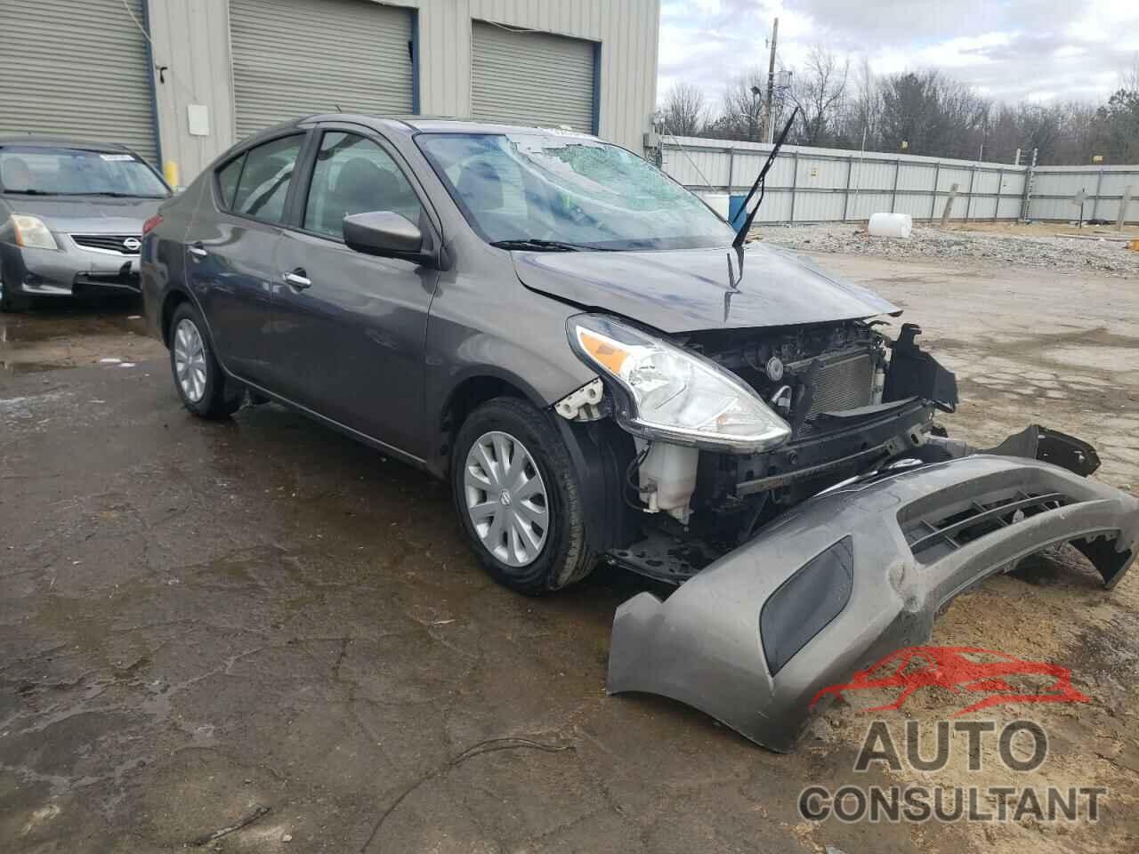 NISSAN VERSA 2017 - 3N1CN7APXHK438941