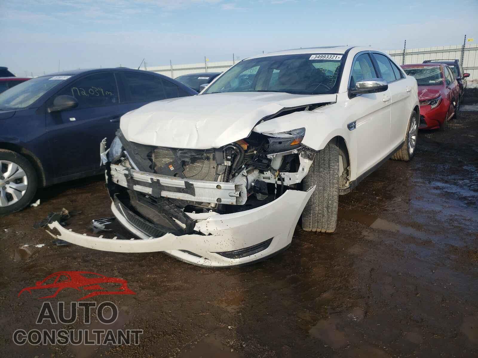 FORD TAURUS 2018 - 1FAHP2F84JG124178