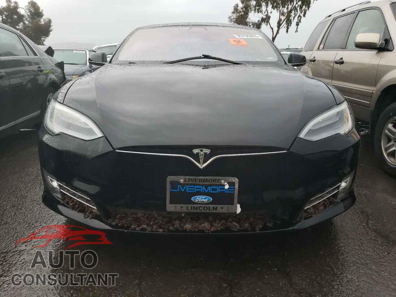 TESLA MODEL S 2018 - 5YJSA1E28JF293557